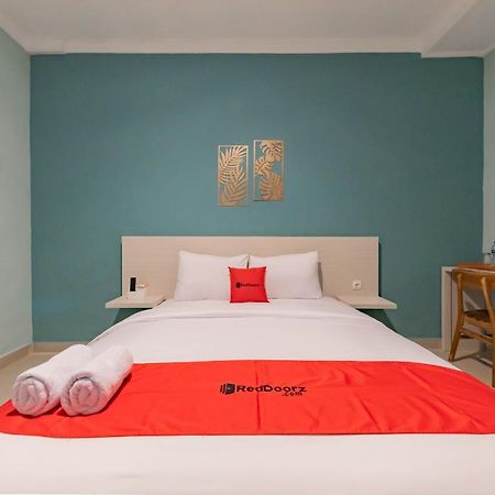 Reddoorz Plus Near Surapati Core Bandung Extérieur photo