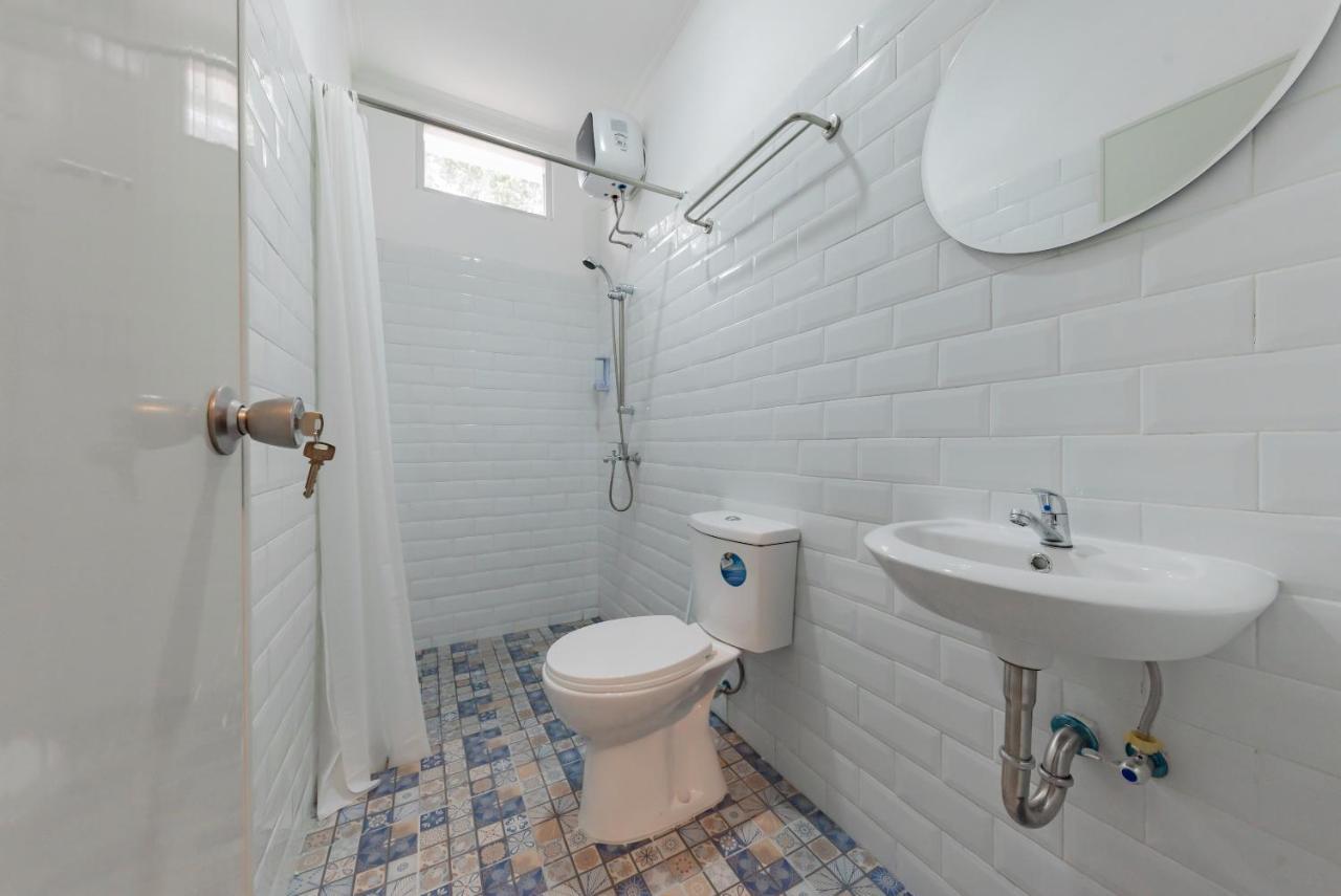 Reddoorz Plus Near Surapati Core Bandung Chambre photo