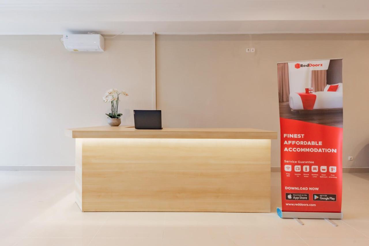 Reddoorz Plus Near Surapati Core Bandung Extérieur photo